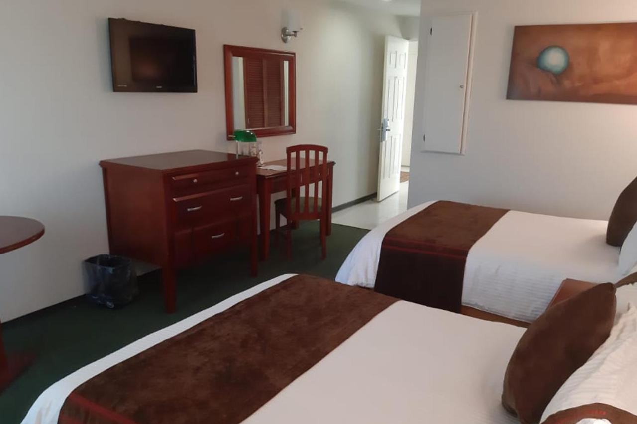 Hotel Mision León Zewnętrze zdjęcie