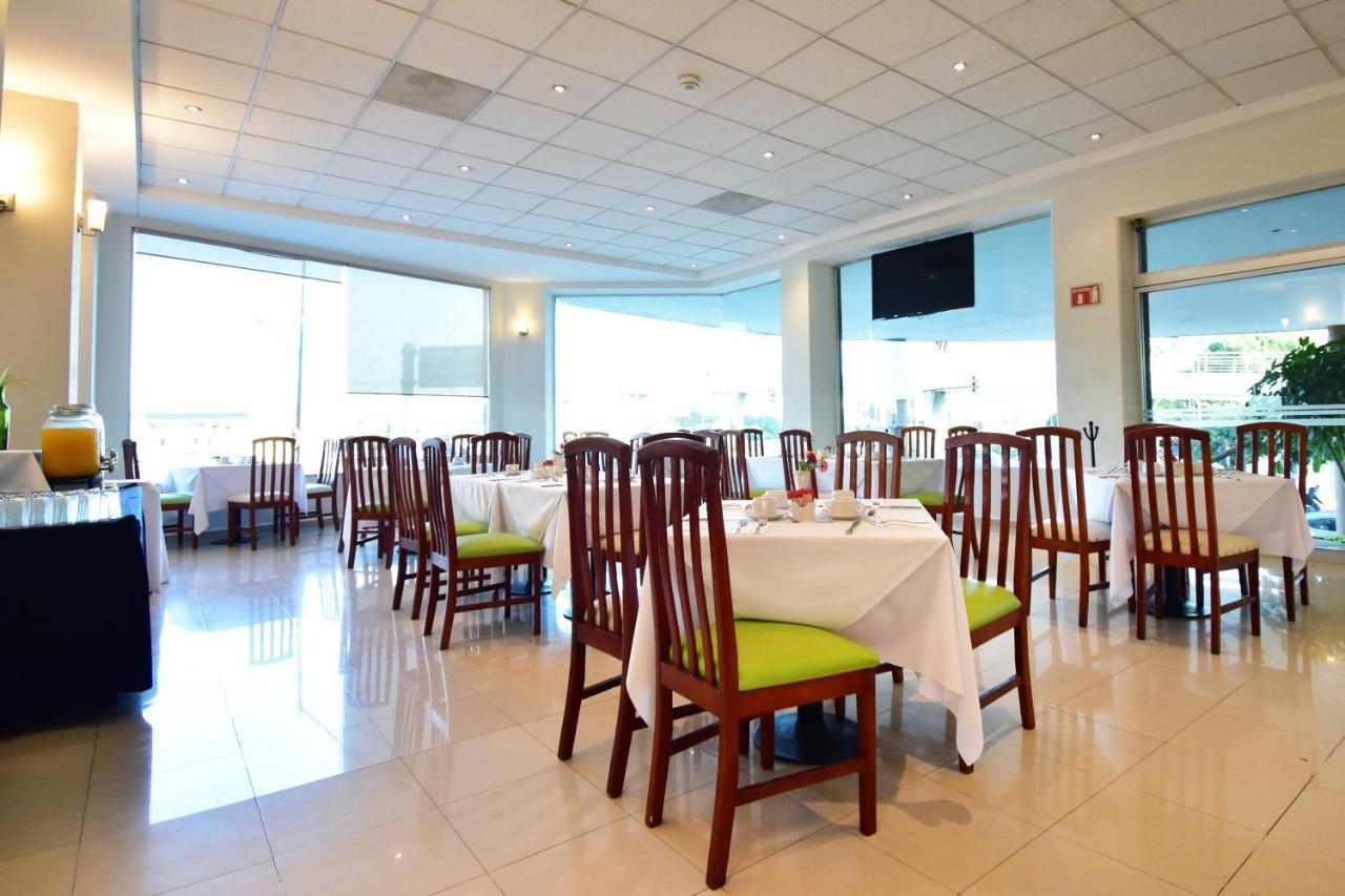Hotel Mision León Zewnętrze zdjęcie