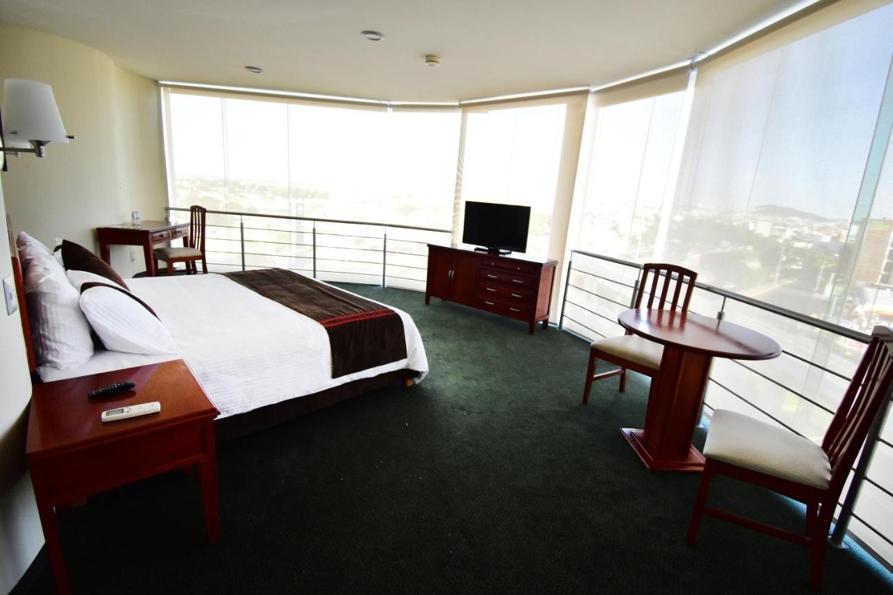 Hotel Mision León Zewnętrze zdjęcie