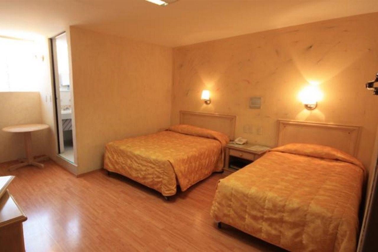 Hotel Mision León Zewnętrze zdjęcie
