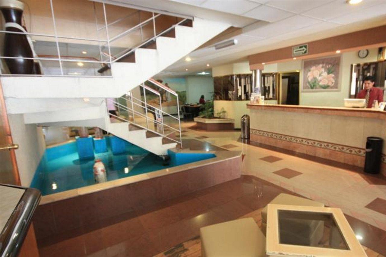 Hotel Mision León Zewnętrze zdjęcie