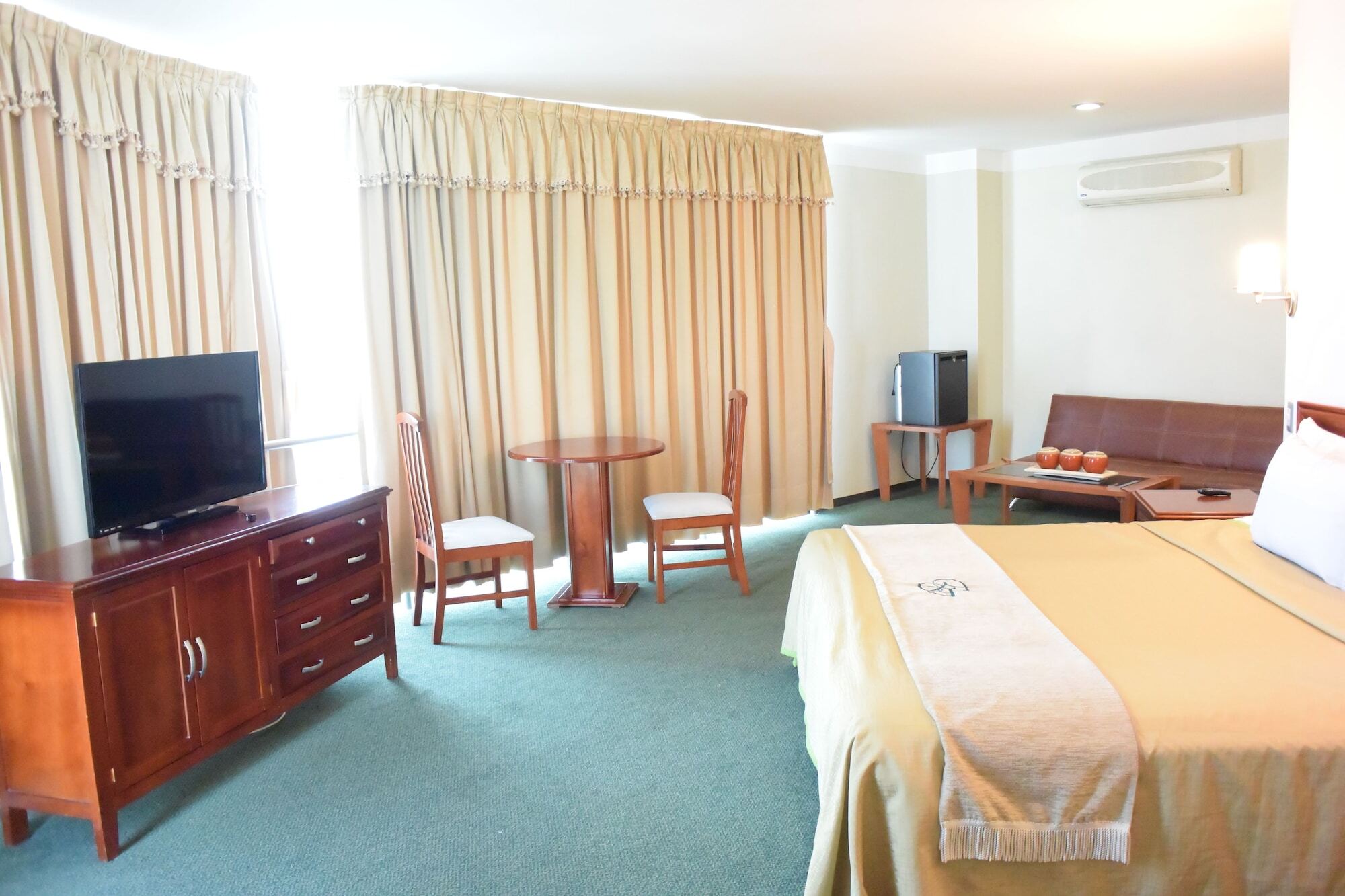 Hotel Mision León Zewnętrze zdjęcie